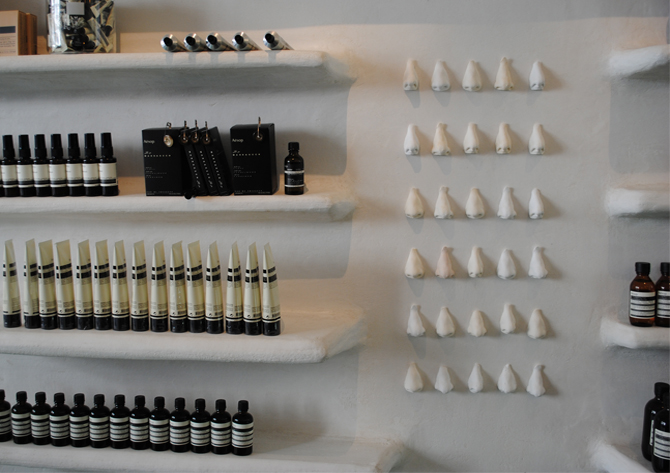 aesop-at-the-womens-room-scent-salon